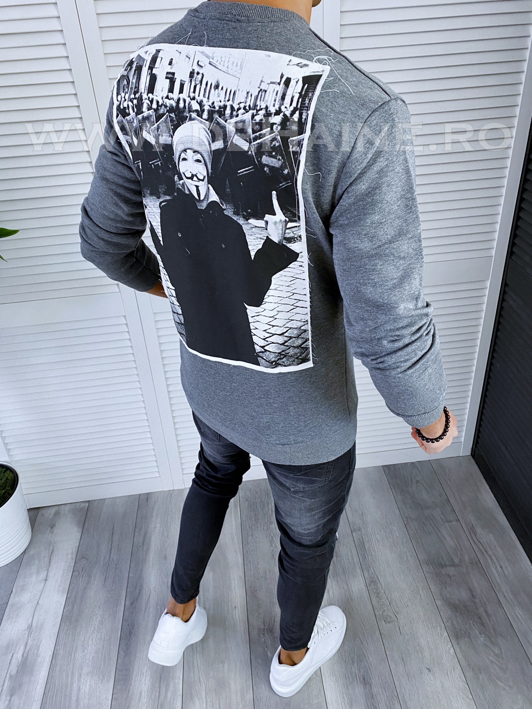 Bluza barbati gri cu imprimeu pe spate 005 o2.2.2