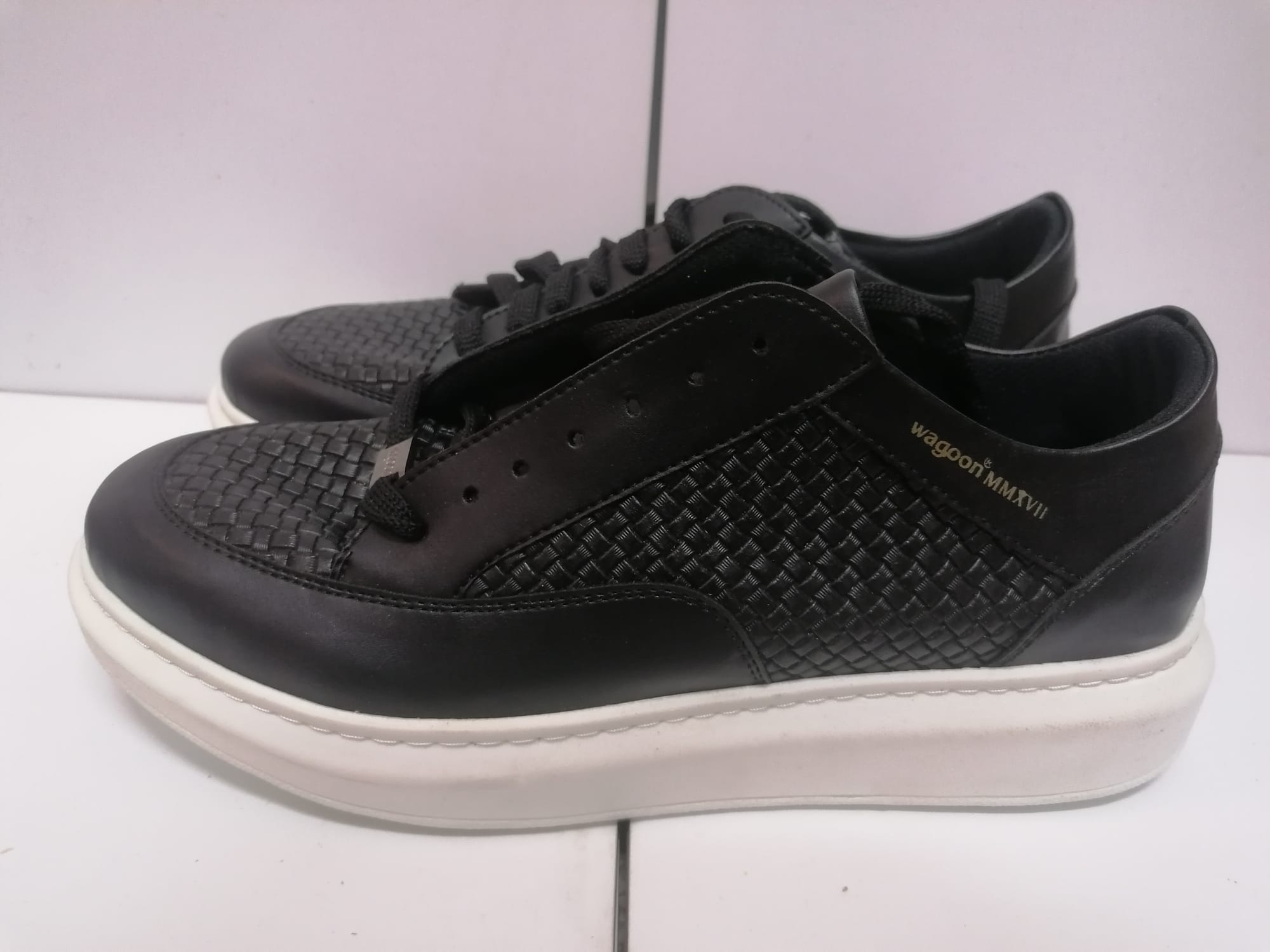 Adidasi barbati casual cu mici defecte z1157
