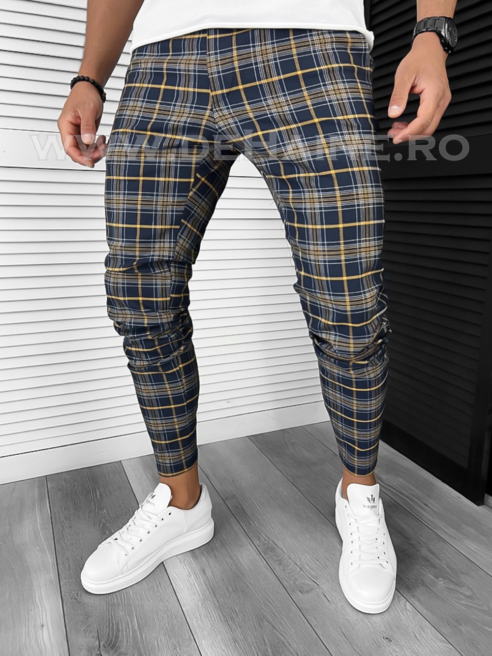 Pantaloni barbati casual regular fit bleumarin in carouri B7846 3-4 E 2022 ❤️ Pret Super dehaine.ro imagine noua 2022