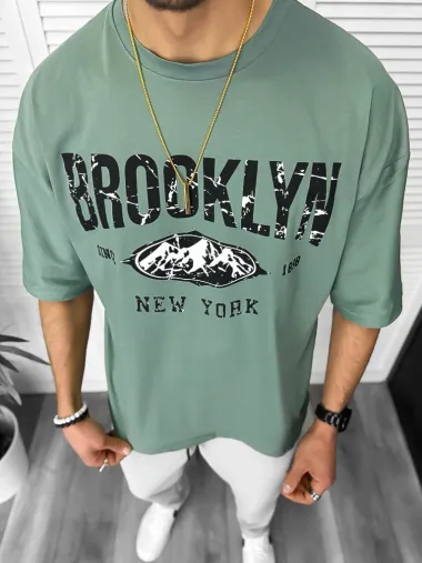 Tricou barbati vernil, cu imprimeu pe spate, oversize 11815 22A-2.1