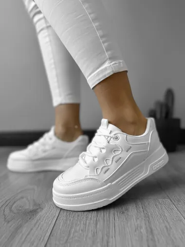 Adidasi dama casual albi 560 T53-3