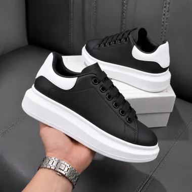 Adidasi barbati casual negri cu talpa alba 6607