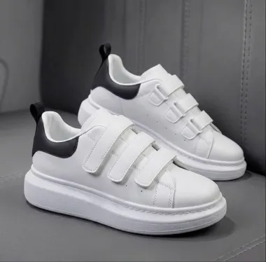 Adidasi barbati casual albi cu negru cu arici XO T3-2