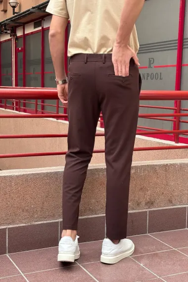 Pantaloni barbati casual grena c001