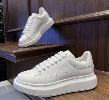Adidasi barbati casual, albi lucios VIP AAA 