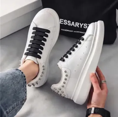 Adidasi barbati casual , albi 6626