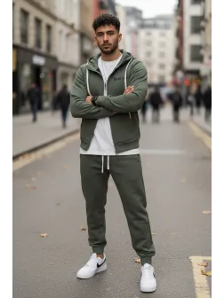 Trening barbati slim fit kaki , Pantaloni + hanorac 168 Trening barbati slim fit kaki , Pantaloni + hanorac 168