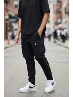 Pantaloni de trening cargo, negri, conici Y196 P18-2.1 Pantaloni de trening cargo, negri, conici Y196 P18-2.1