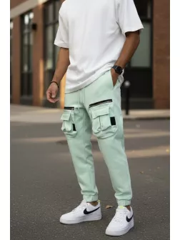 Pantaloni de trening cargo, verzi, conici Y256 P18-4.3 Pantaloni de trening cargo, verzi, conici Y256 P18-4.3