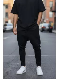 Pantaloni de trening cargo, negri, conici K557 40-3.3 Pantaloni de trening cargo, negri, conici K557 40-3.3