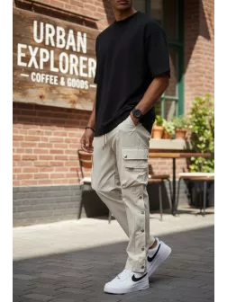 Pantaloni de trening cargo, bej, conici Y142 21-5 Pantaloni de trening cargo, bej, conici Y142 21-5