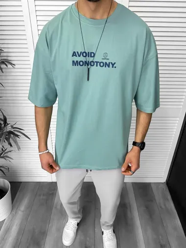 Tricou barbati vernil, cu imprimeu pe spate, oversize 11819 O1-3.3