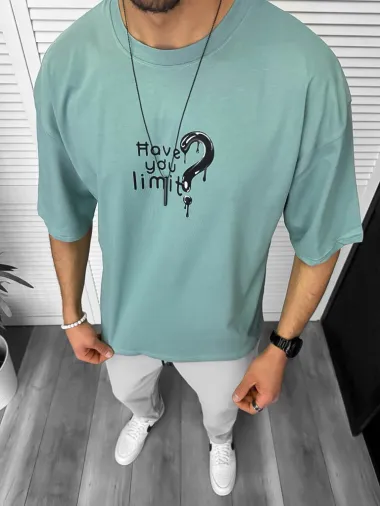 Tricou barbati vernil, cu imprimeu pe spate, oversize 11818 O5-7.2