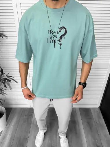 Tricou barbati vernil, cu imprimeu pe spate, oversize 11818 O5-7.2