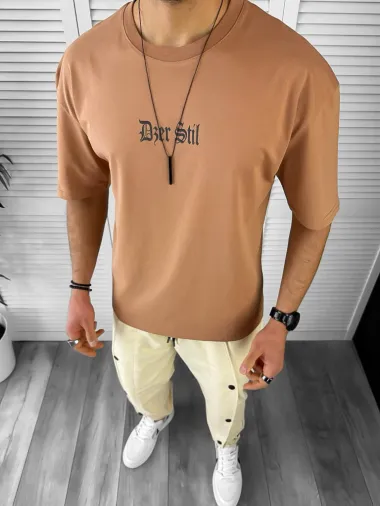 Tricou barbati maro, cu imprimeu pe spate, oversize 13045 O6-6.1