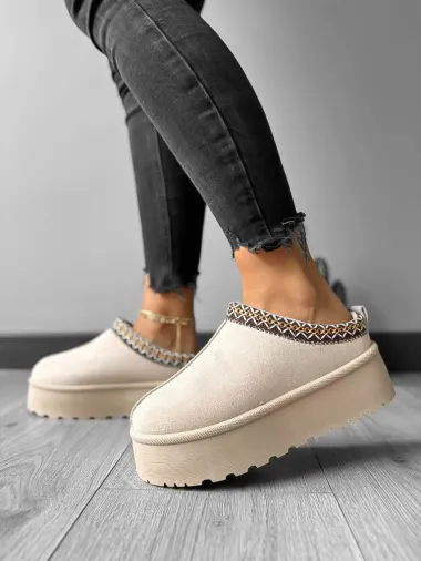 Saboti imblaniti dama, bej MDB25 T6-1