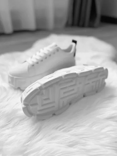 Adidasi barbati VSC Greca albi 082 T15-2