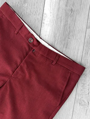 Pantaloni barbati eleganti regular fit grena B1769 60-3 E~