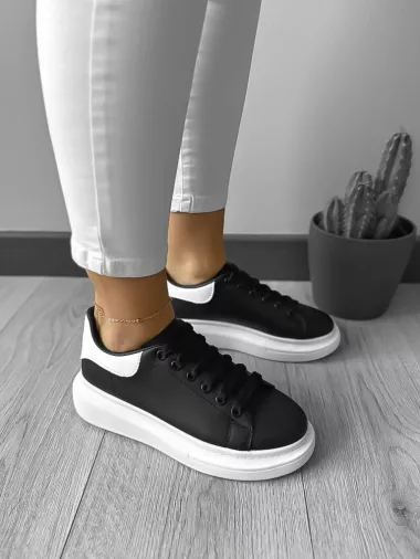 Adidasi dama casual negri 444