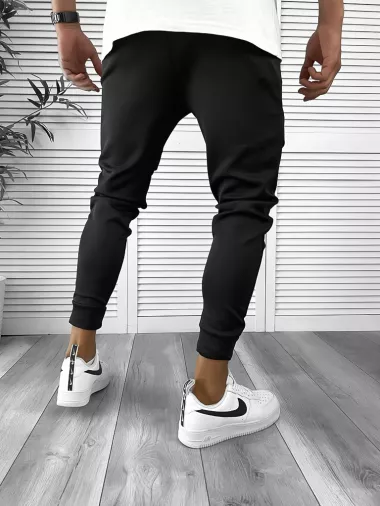 Pantaloni de trening negri conici 12360 P20-4.2