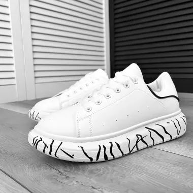 Adidasi barbati casual albi cu imprimeu pe talpa 2215 T50-3