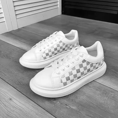 Adidasi barbati casual albi cu imprimeu 2217 T1-3