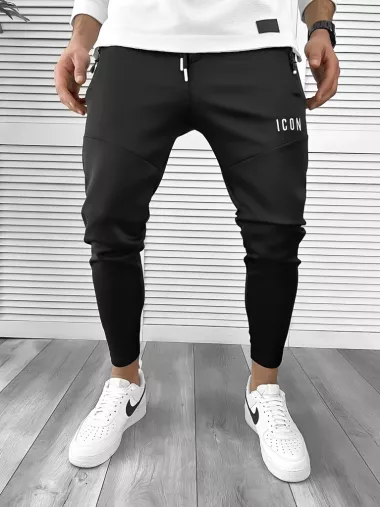 Pantaloni de trening negri conici 10209 87-4.1 Pantaloni de trening negri conici 10209 87-4.1
