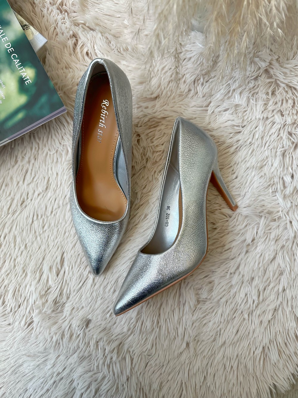 Pantofi eleganti dama cu toc subtire argintii 102