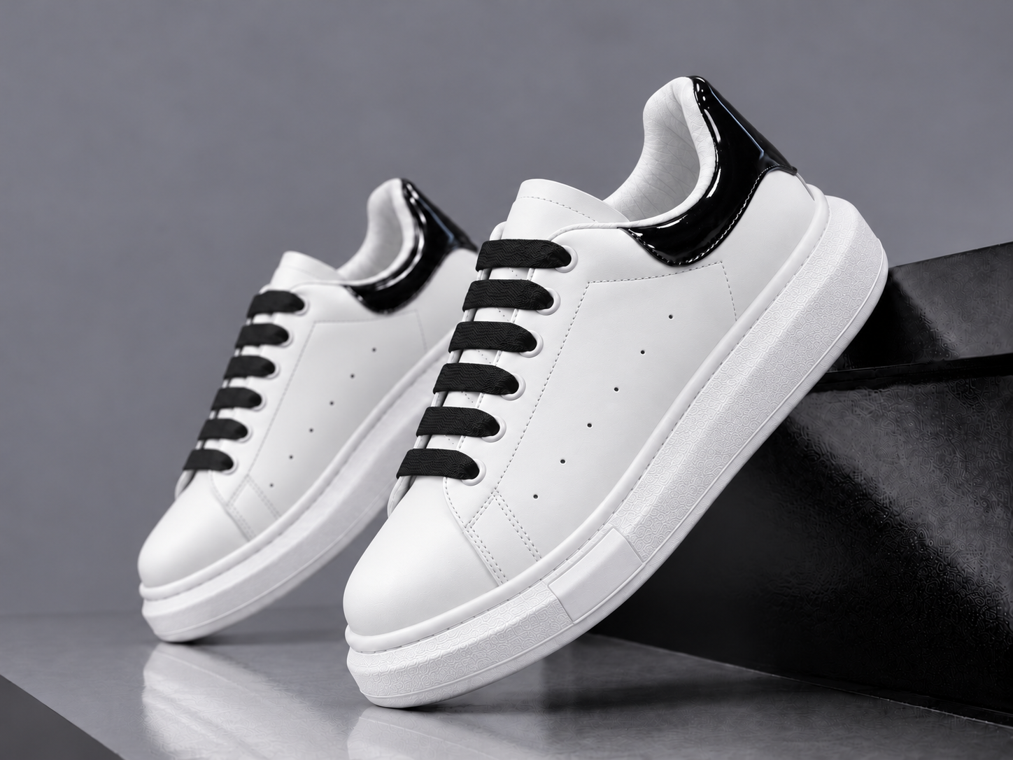 Adidasi barbati casual  albi cu negru k99