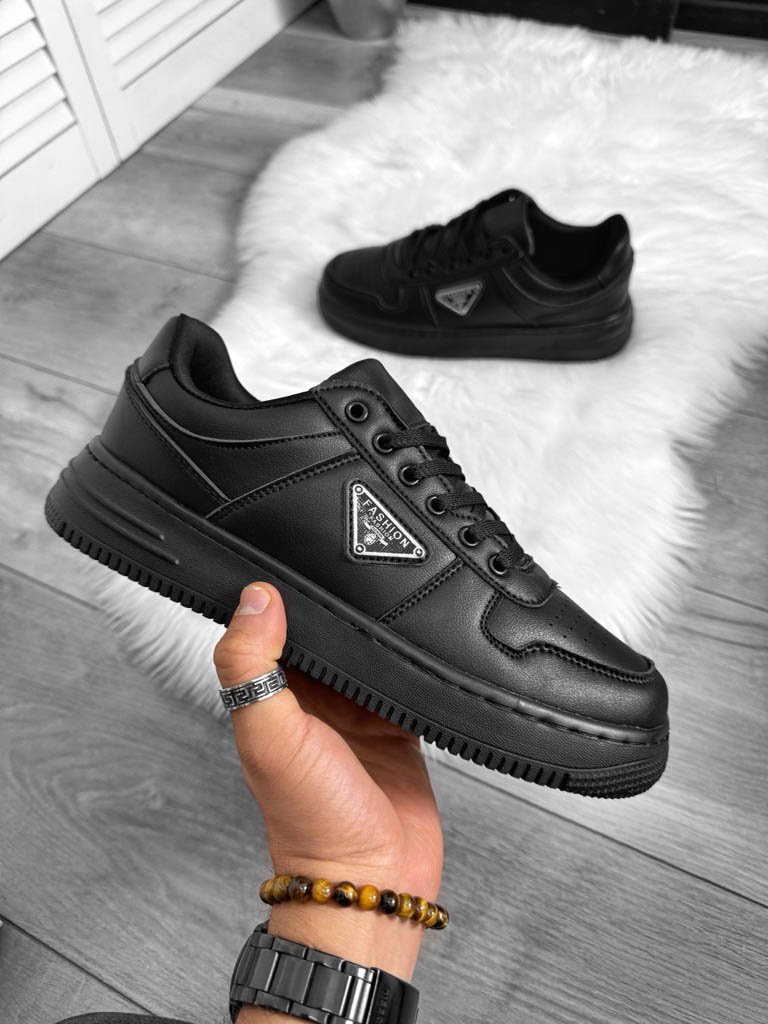 Adidasi barbati casual  negri L89