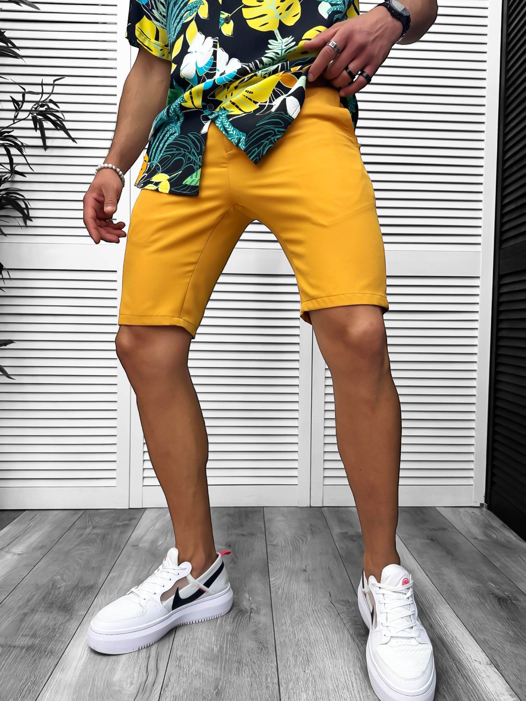 Pantaloni scurti casual  mustar 13059