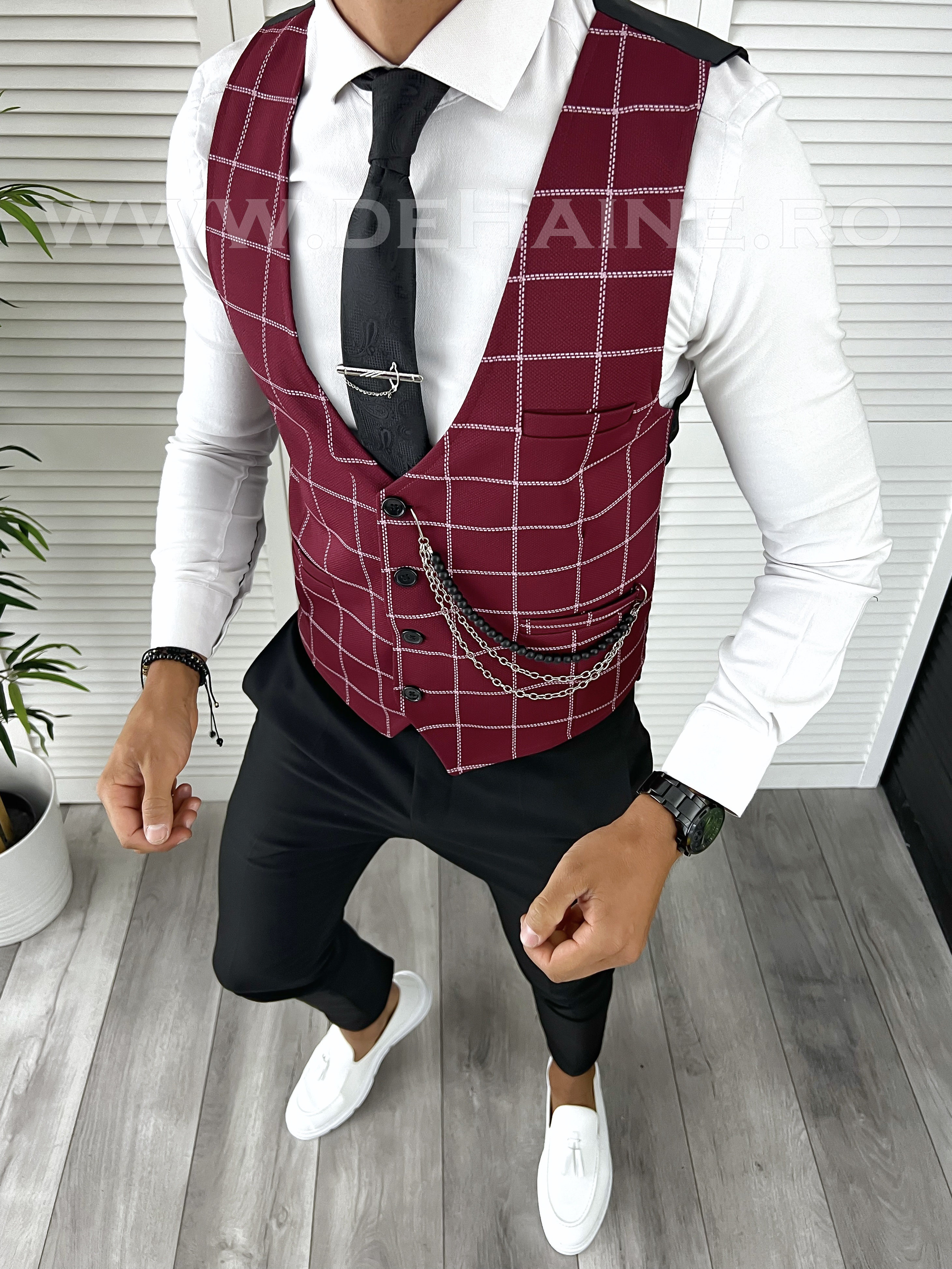 Vesta barbati eleganta slim fit grena in carouri v5 e 141-3