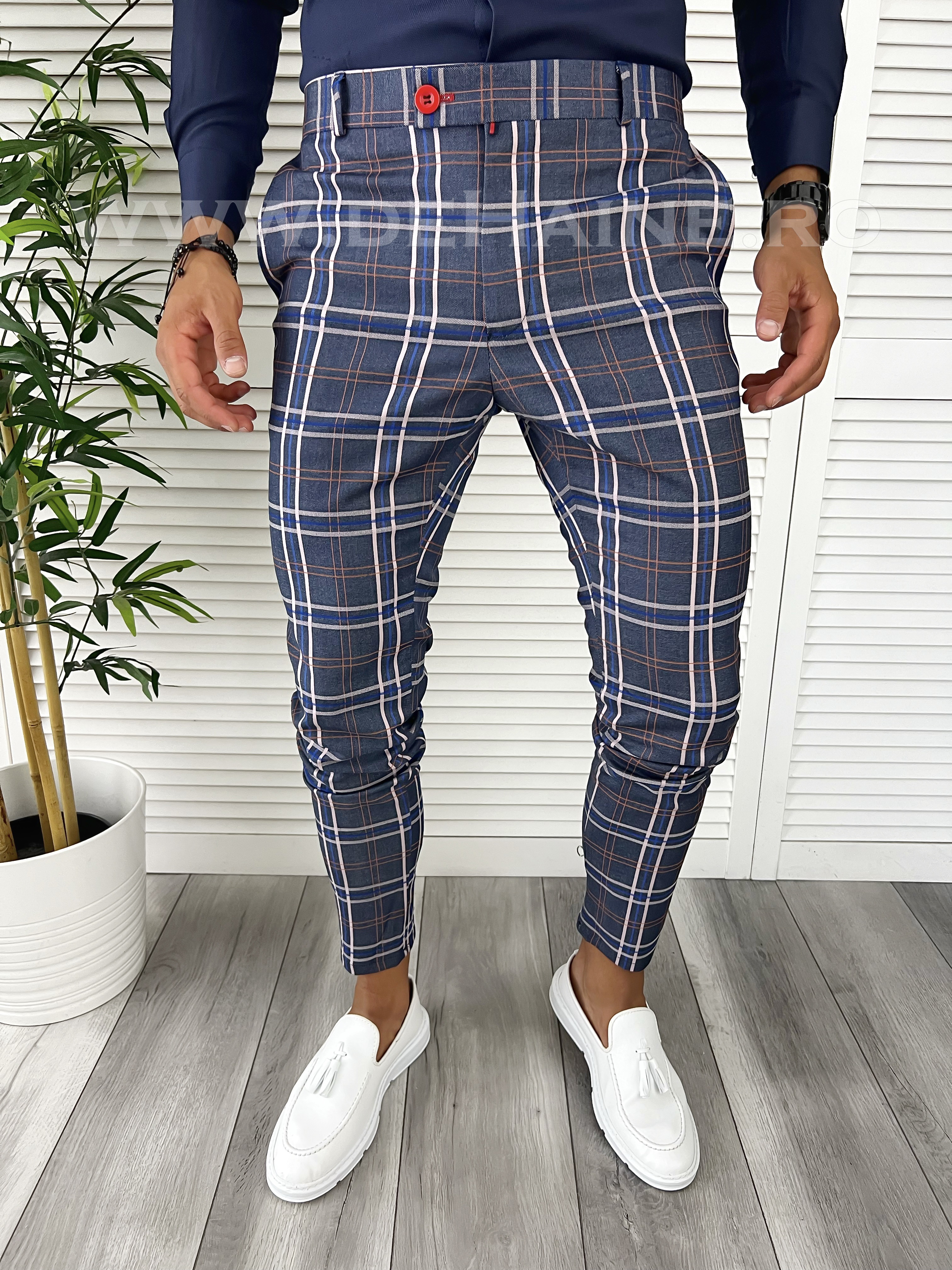 Pantaloni barbati eleganti regular fit bleumarin in carouri B9224 E 18-5~