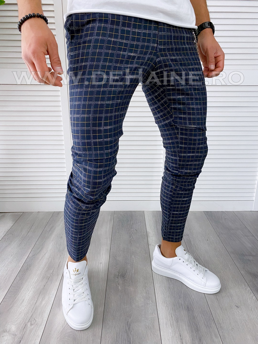 Poze Pantaloni barbati casual regular fit in carouri B1732 8-1 E*