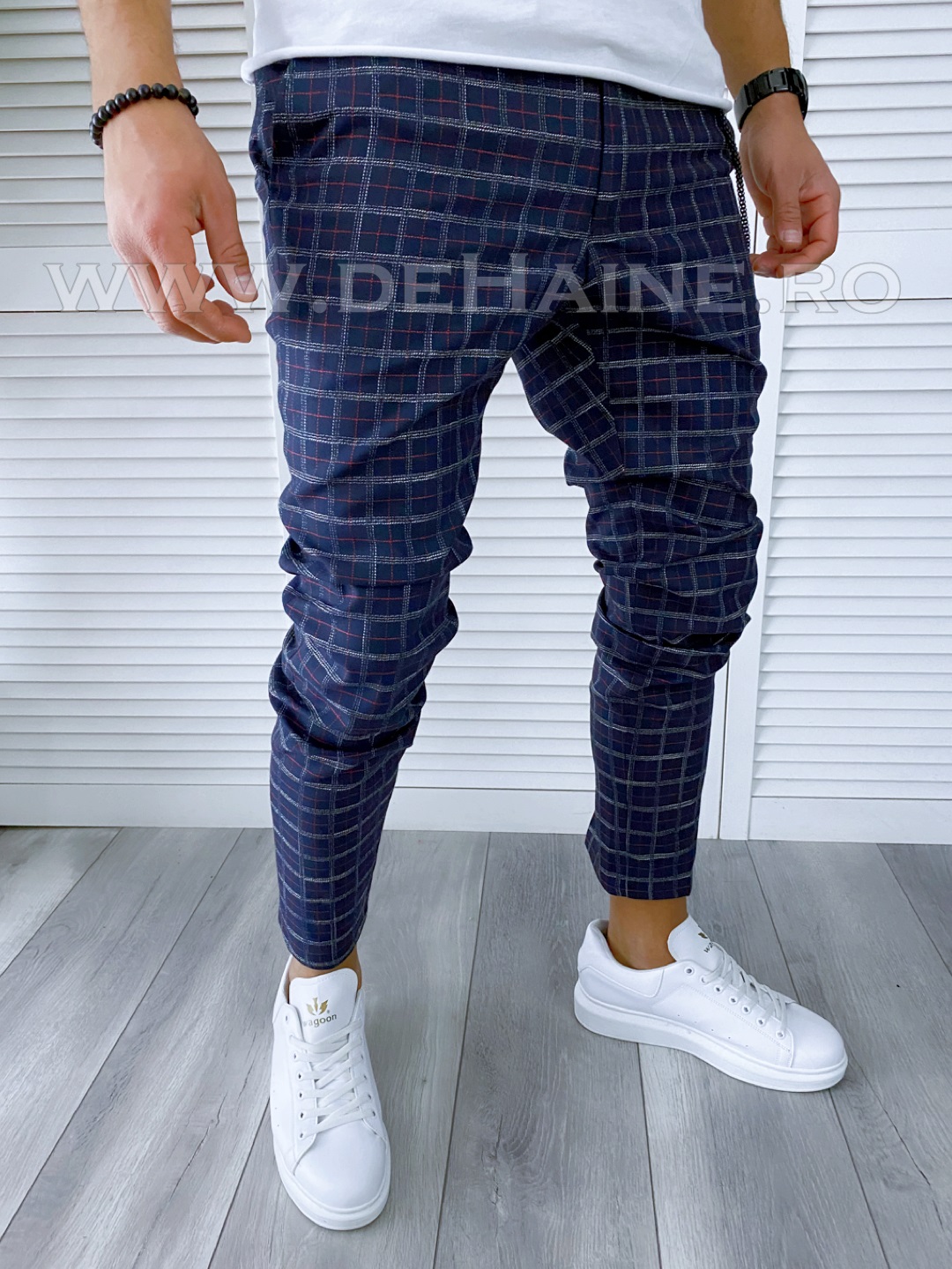 Poze Pantaloni barbati casual regular fit in carouri B1747 9-4 E*