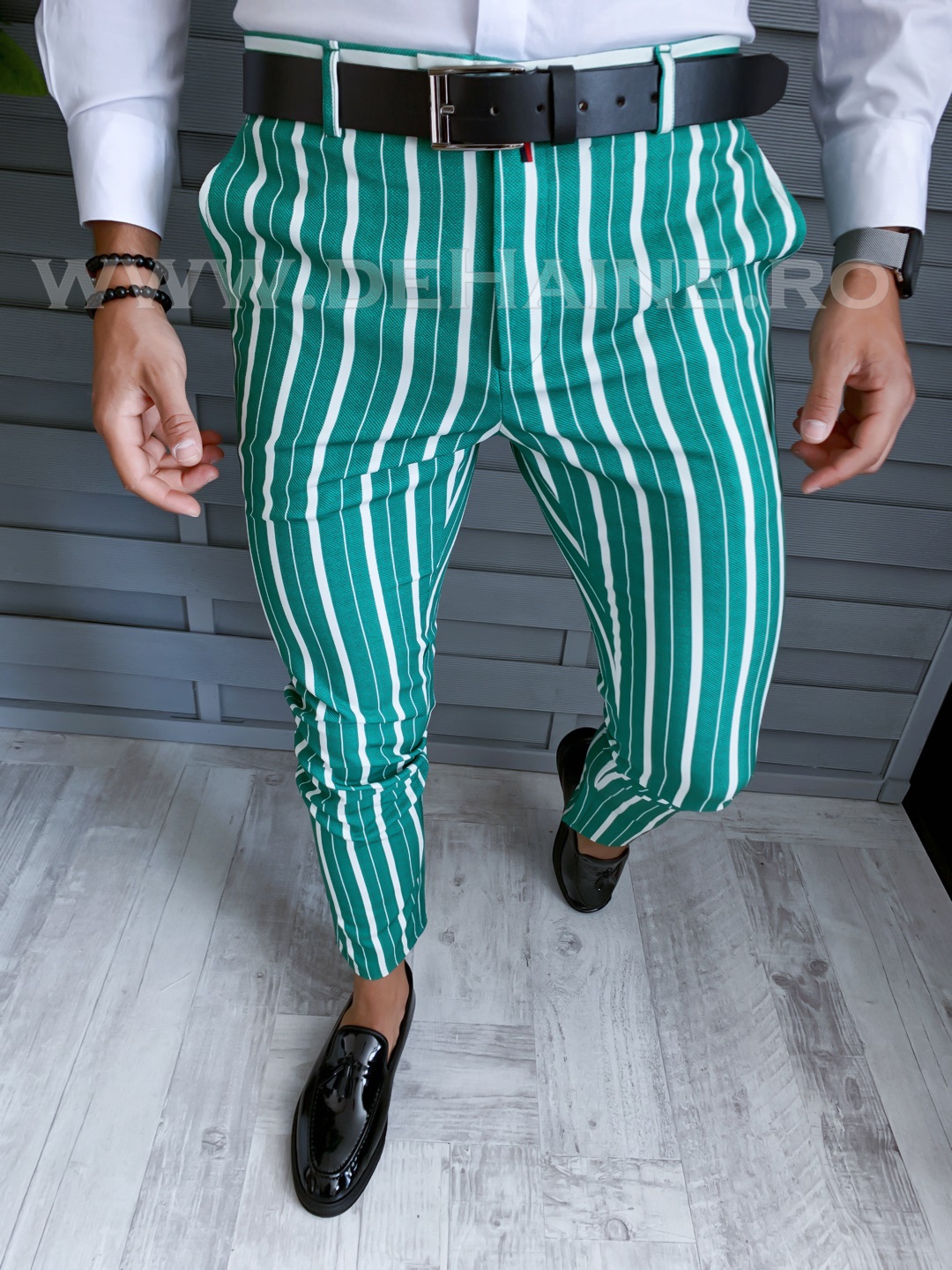 Pantaloni barbati eleganti verzi in dungi B1772 B9-1 E