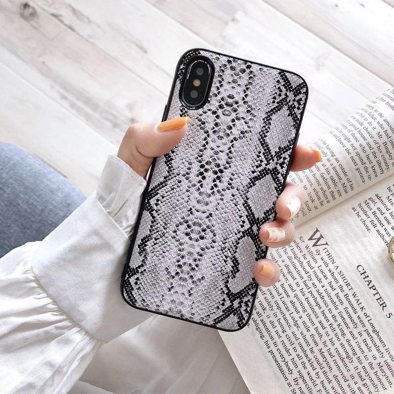 Carcasa textura piele sarpe iphone 11 pro 11 pro max